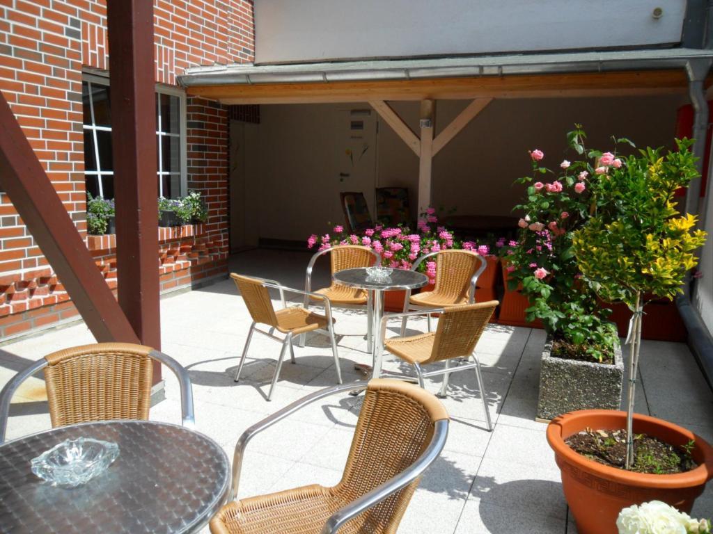 Pension Zum Blumchen Schwerin  Exterior photo